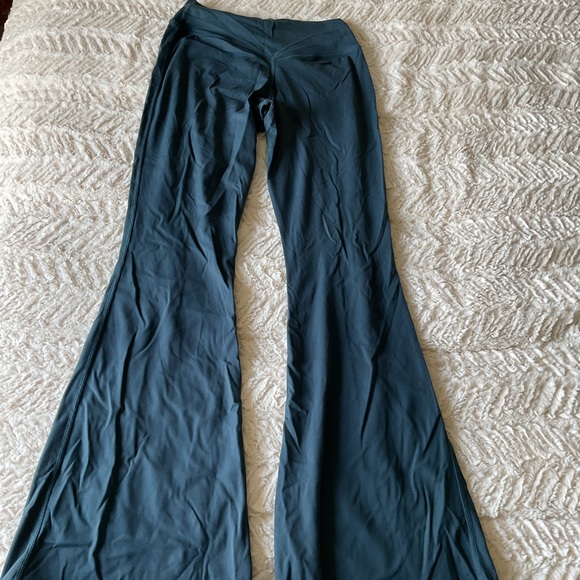 YEOREO Flare Leggings Women High Waisted Tummy Control Bootcut Workout Leggings - Picture 2 of 3